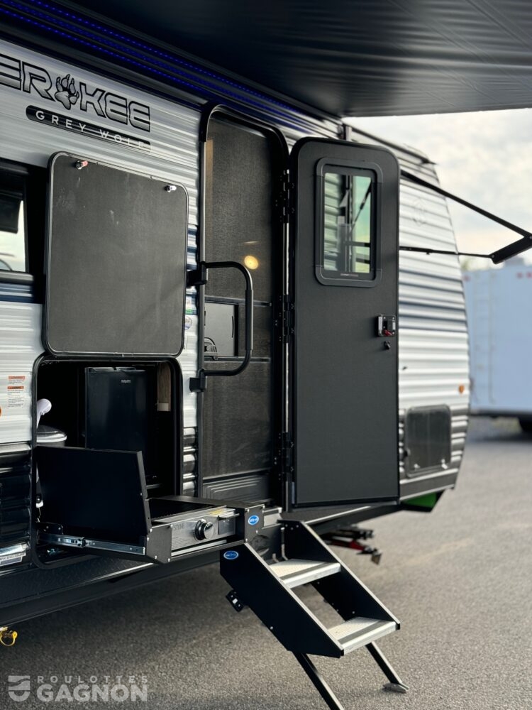 Grey Wolf 26DBH 2026 (11)