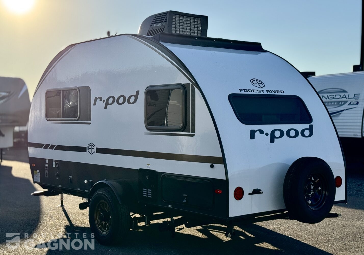 R-Pod RP-171 2026 - Roulottes Gagnon | Roulottes neuves et usagées à vendre