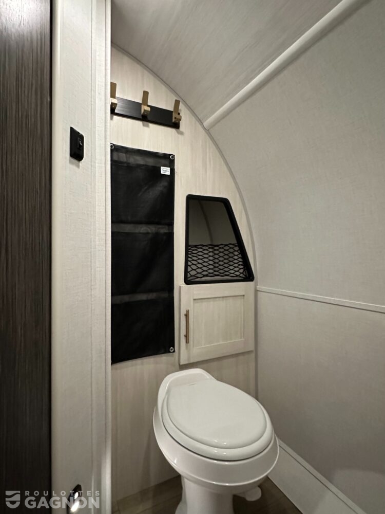 R-pod RP-180 20226 (26)
