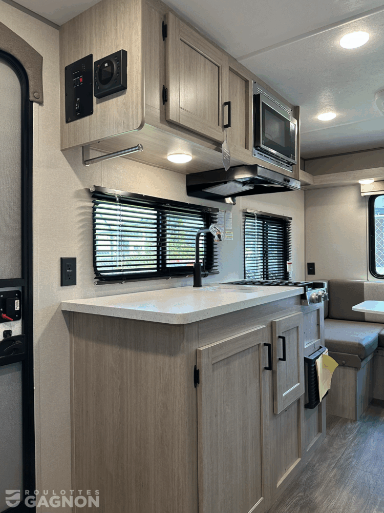 Aurora 15RDX 2026 (20)