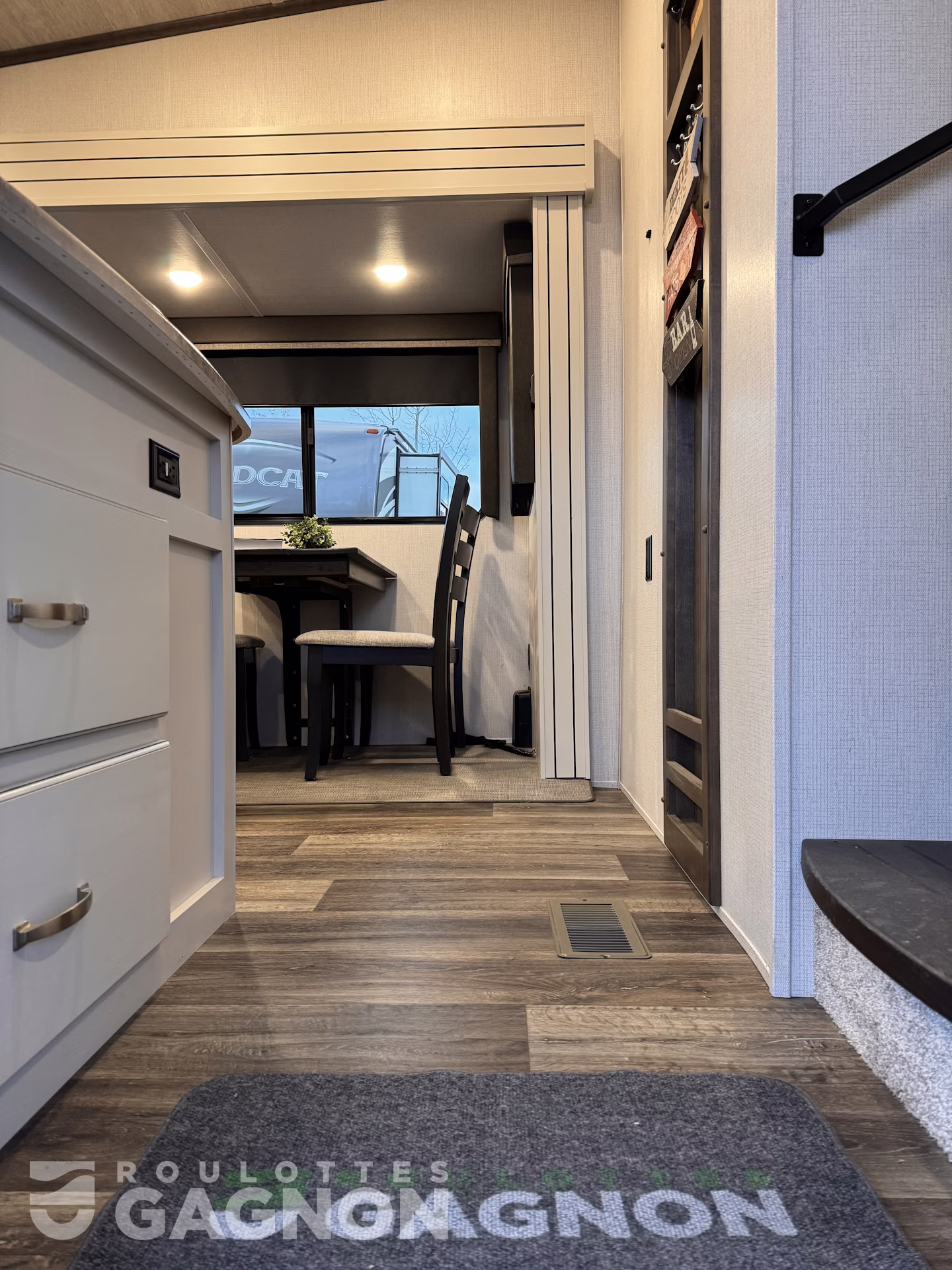 Cougar 25RES 2021 (10)