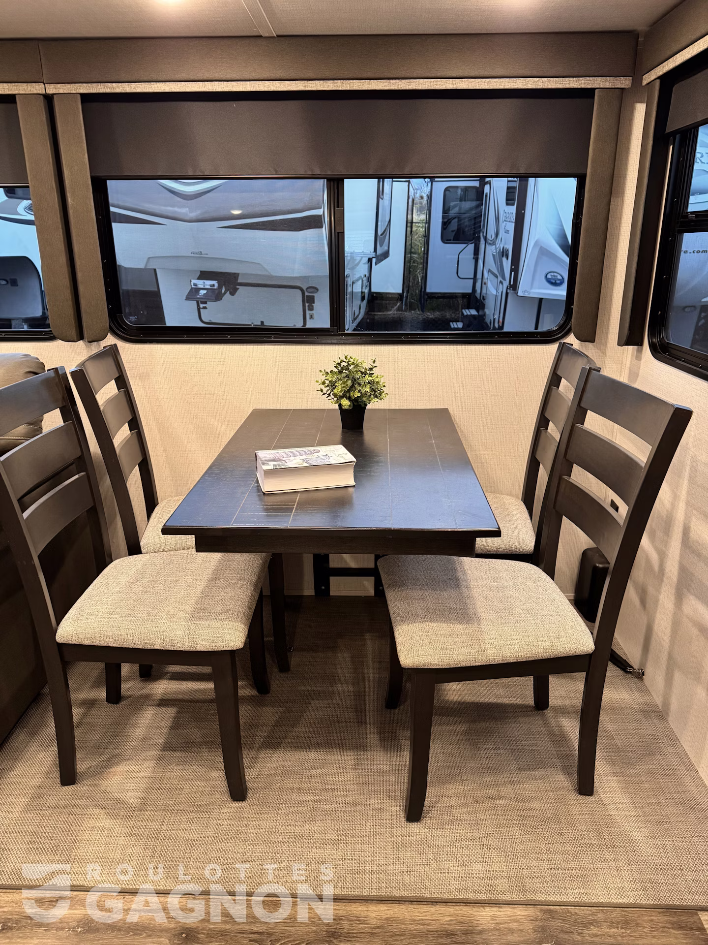 Cougar 25RES 2021 (13)