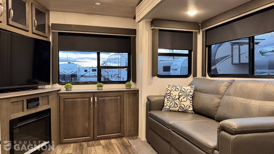 Cougar 25RES 2021 (15)