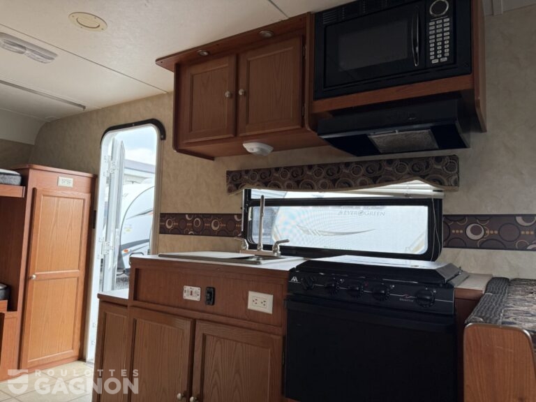Trail Cruiser 24RS 2011 (15)