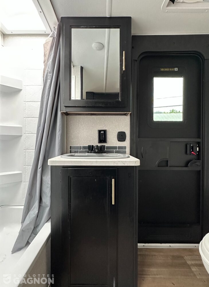 Cherokee 294BH 2022 (13)