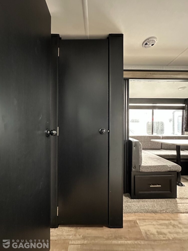 Cherokee 294BH 2022 (30)