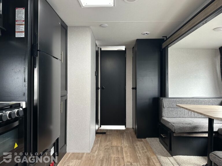 Cherokee 294BH 2022 (32)