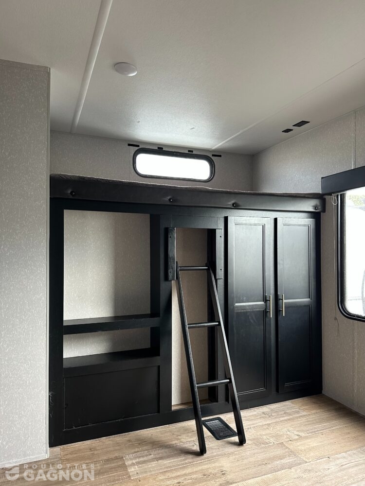 Cherokee 294BH 2022 (37)