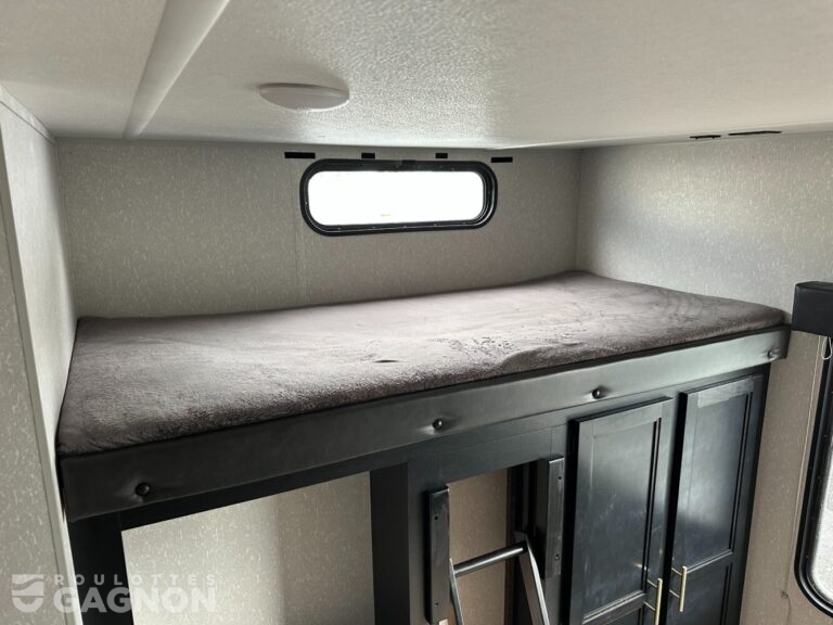 Cherokee 294BH 2022 (38)