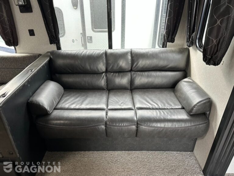 Cherokee 294BH 2022 (7)