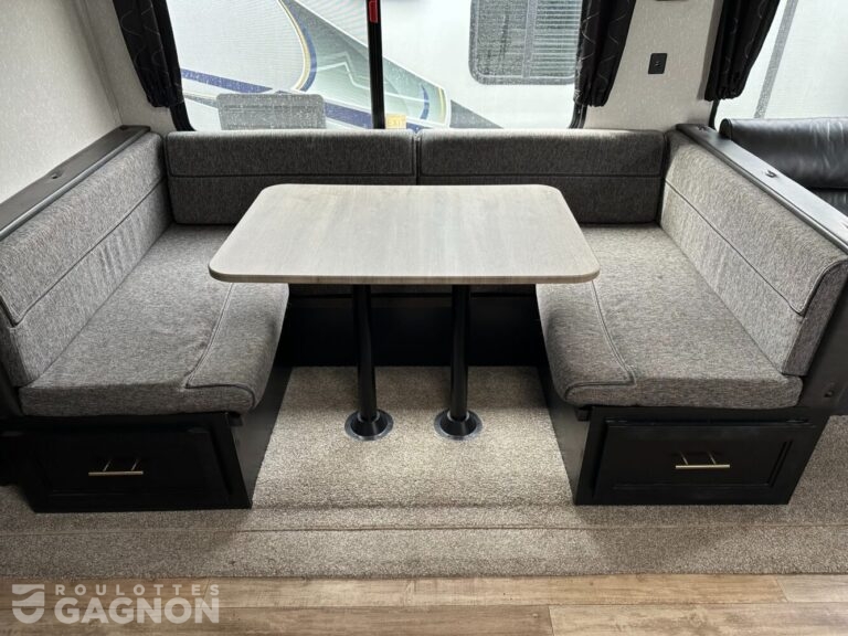 Cherokee 294BH 2022 (8)