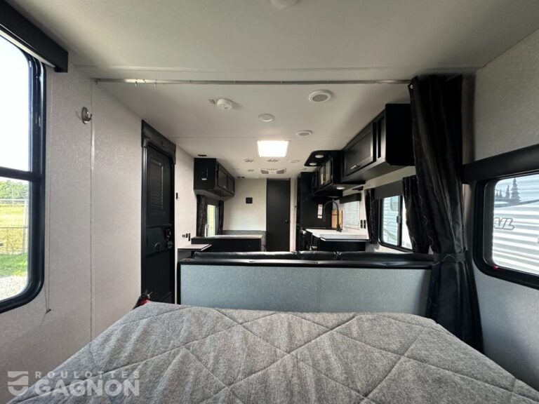 Grey Wolf 24JS 2022 (10)