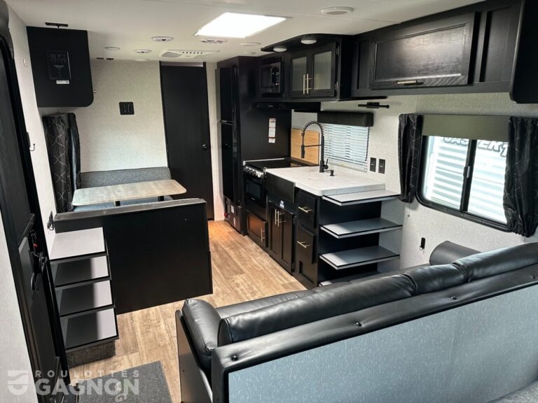 Grey Wolf 24JS 2022 (11)