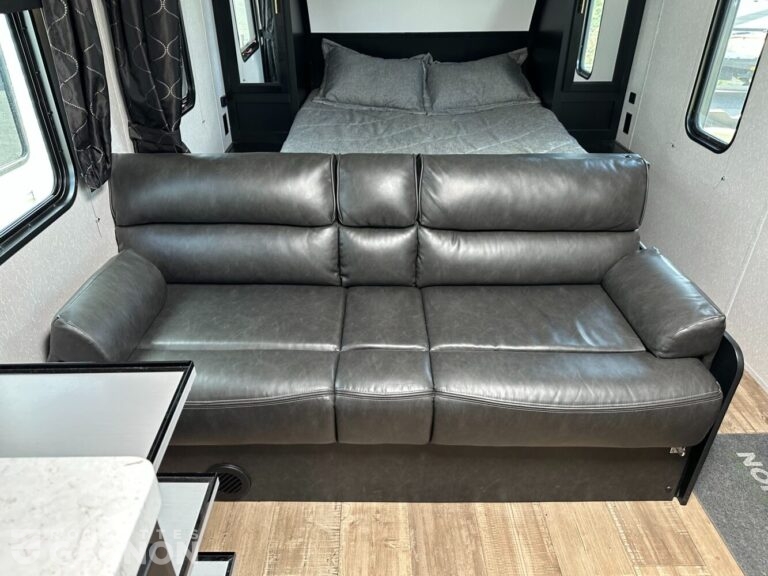 Grey Wolf 24JS 2022 (18)