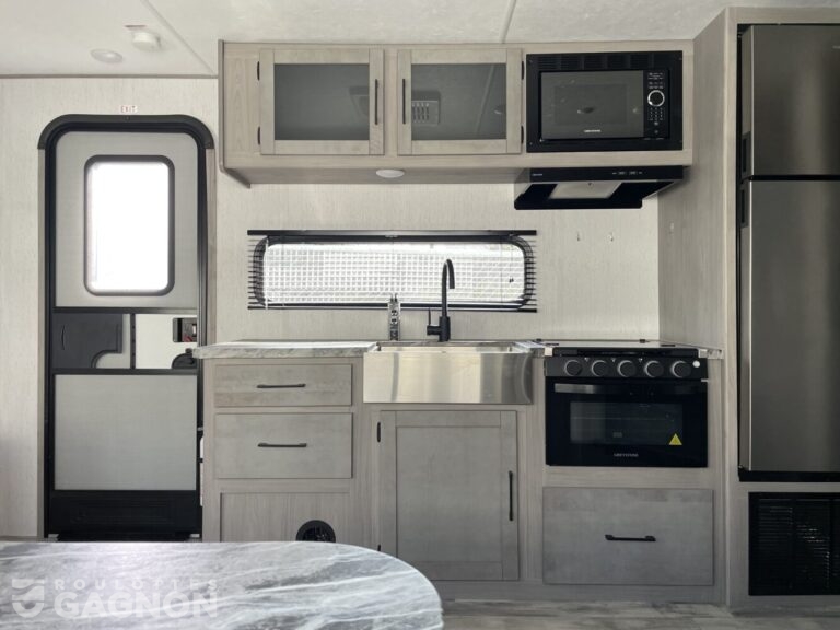 Kodiak 242RBSL 2022 (8)