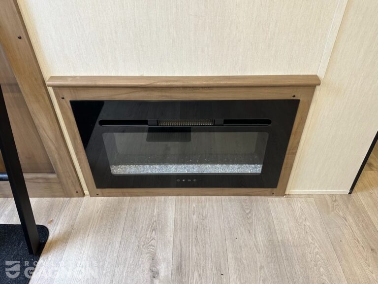 Wolf Den 294GEGB 2025 (17)