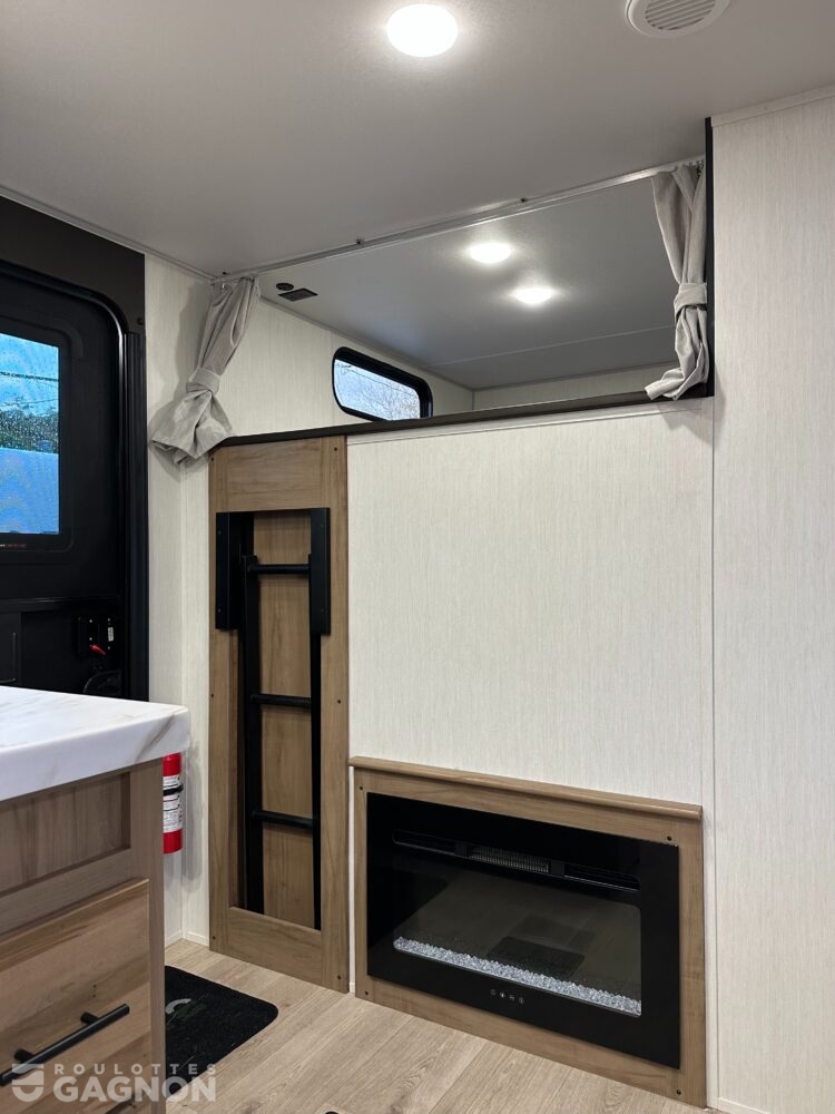 Wolf Den 294GEGB 2025 (21)