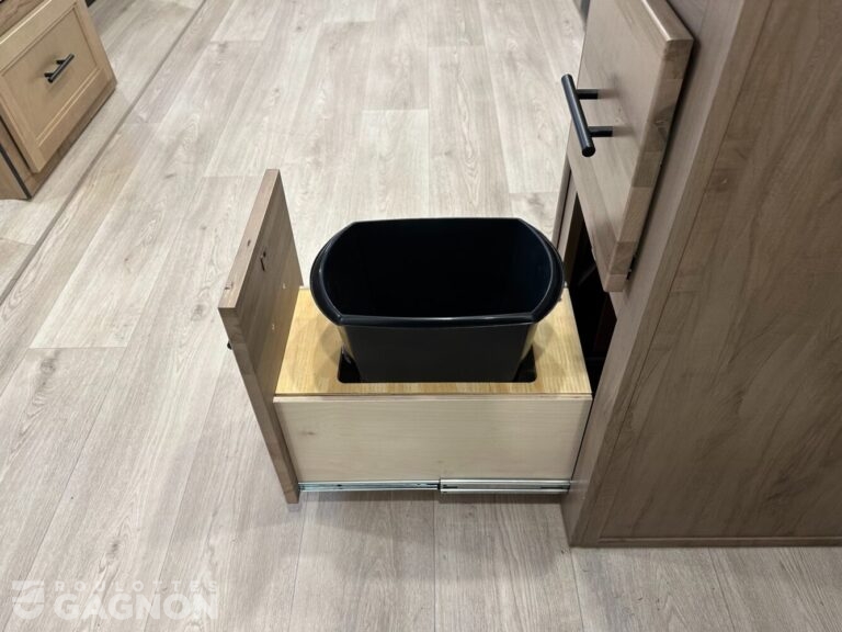 Wolf Den 294GEGB 2025 (31)