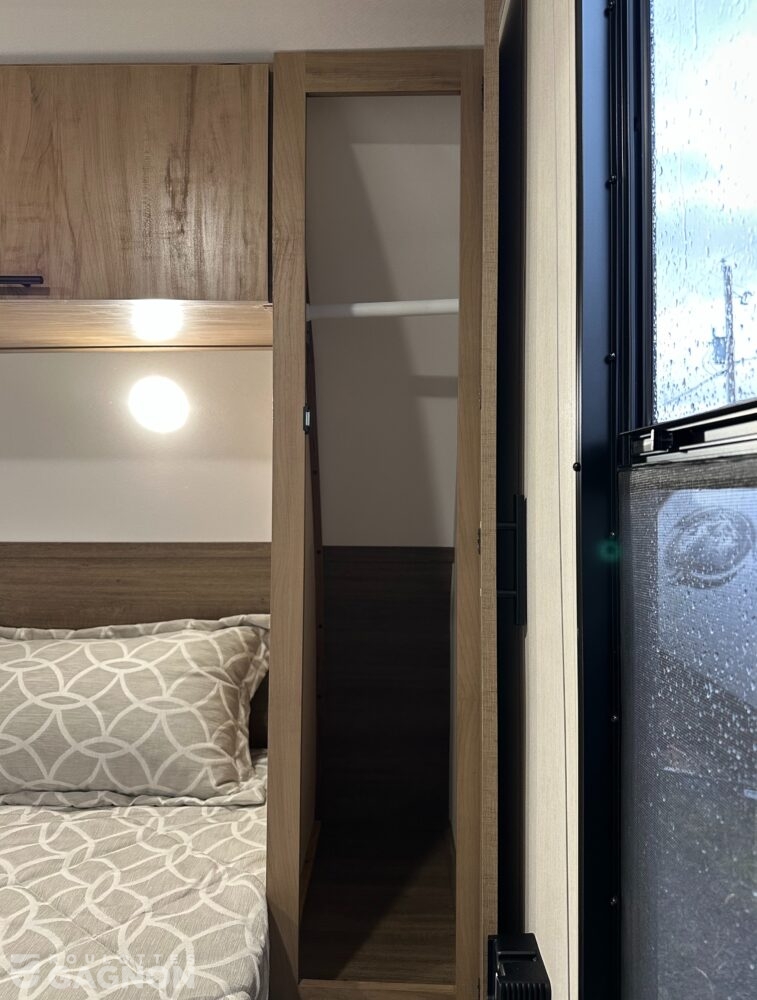 Wolf Den 294GEGB 2025 (38)