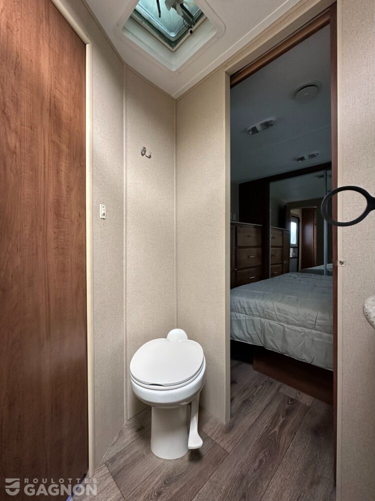 Aspen Trail 3600QBDS 2015 (24)