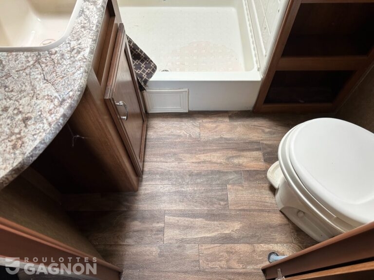 Avenger 32 QBI 2017 (13)