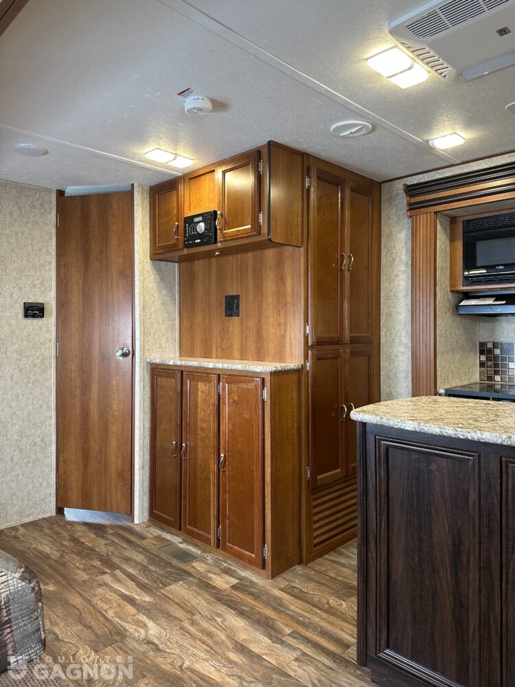 Avenger 32 QBI 2017 (23)