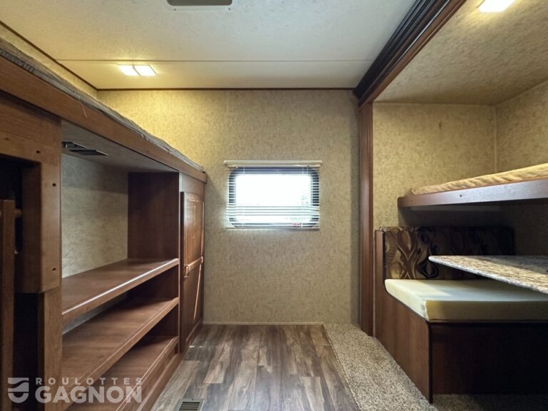 Avenger 32 QBI 2017 (40)