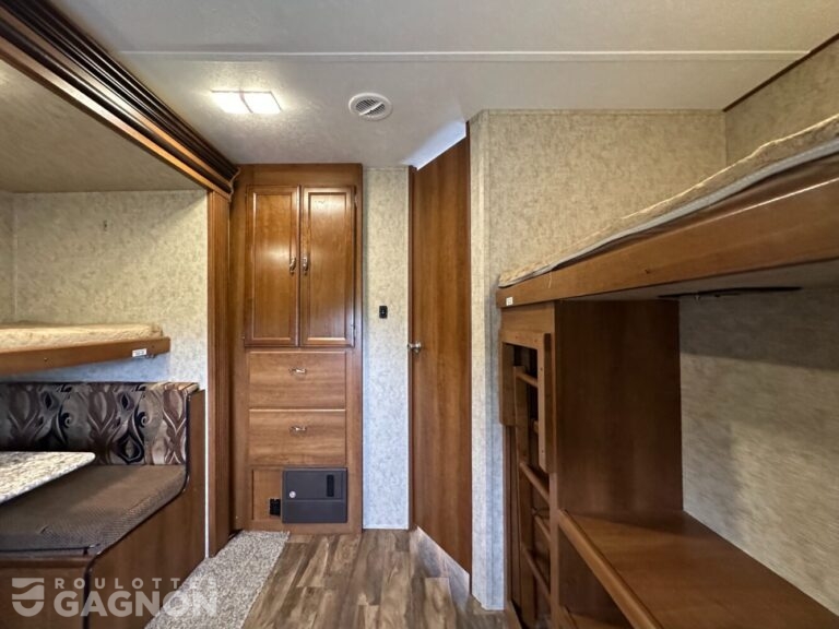 Avenger 32 QBI 2017 (41)