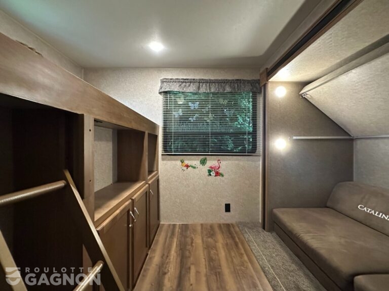 Catalina 333BHTSCK 2018 (11)