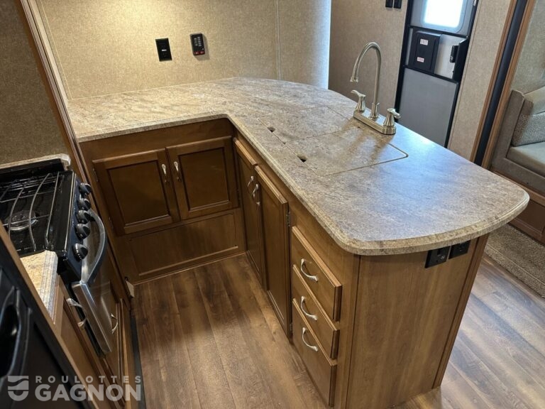 Catalina 333BHTSCK 2018 (20)