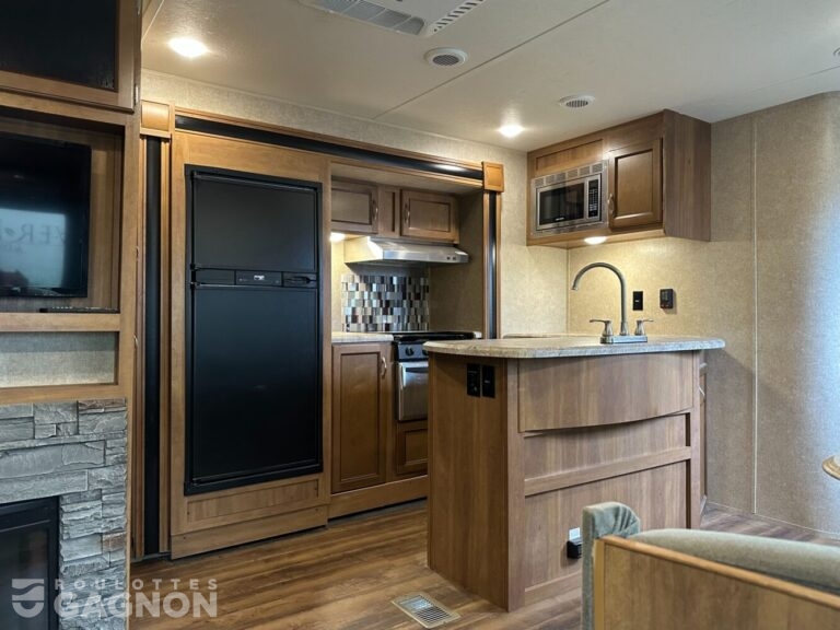 Catalina 333BHTSCK 2018 (21)