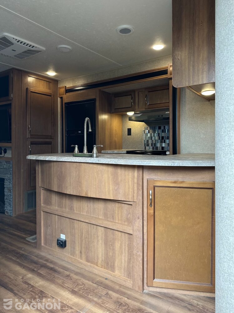 Catalina 333BHTSCK 2018 (22)