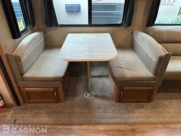 Catalina 333BHTSCK 2018 (26)