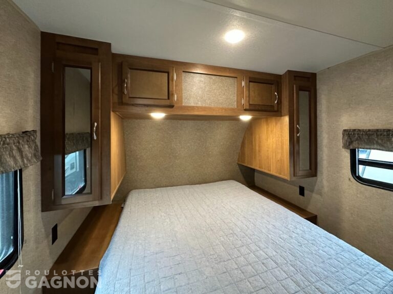 Catalina 333BHTSCK 2018 (32)