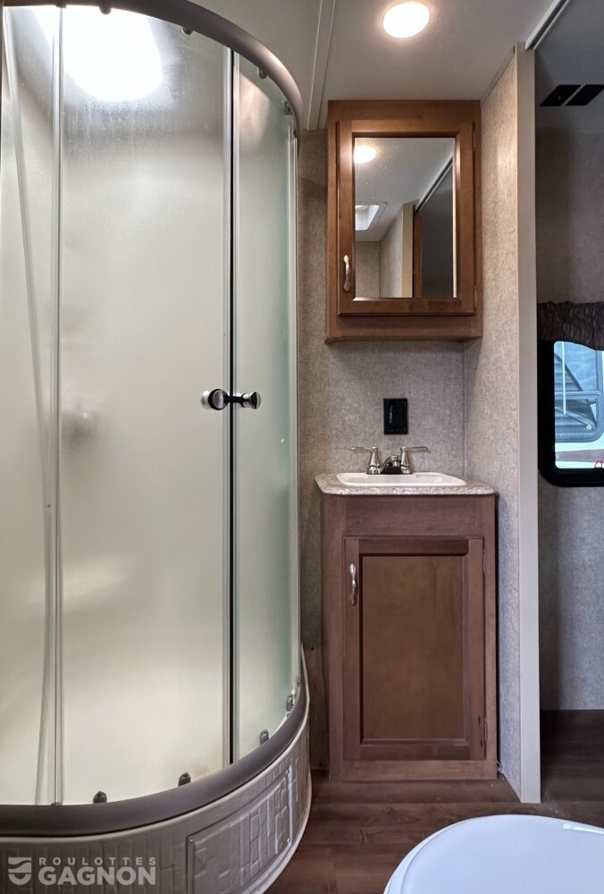 Catalina 333BHTSCK 2018 (35)