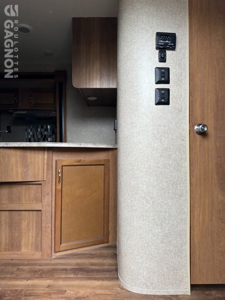 Catalina 333BHTSCK 2018 (37)