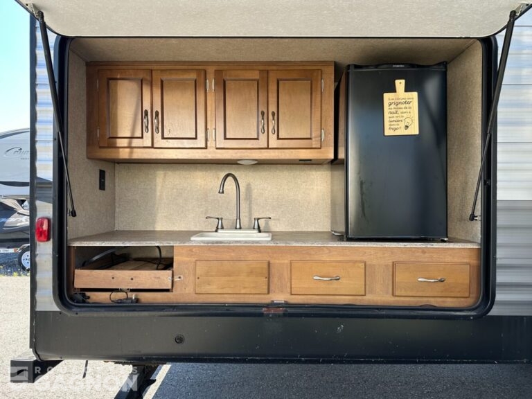 Catalina 333BHTSCK 2018 (6)