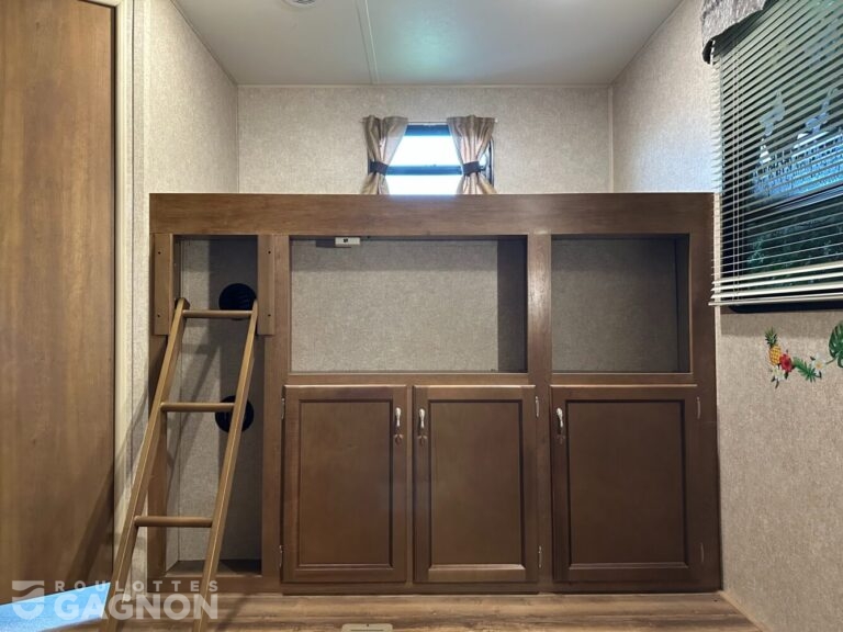 Catalina 333BHTSCK 2018 (8)