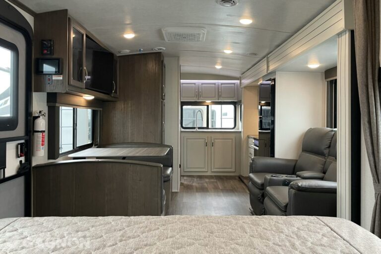 cougar-22-mls-2023-doccasion-10