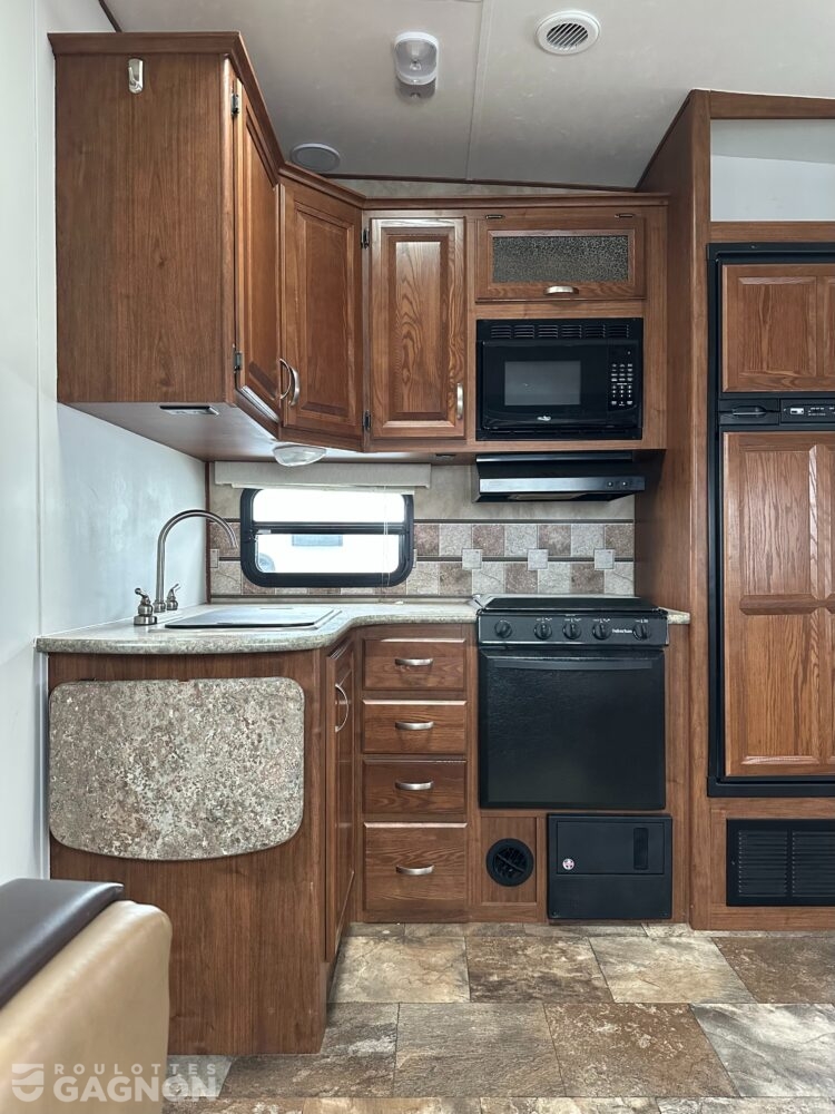 Cruiser 27RL 2015 (17)