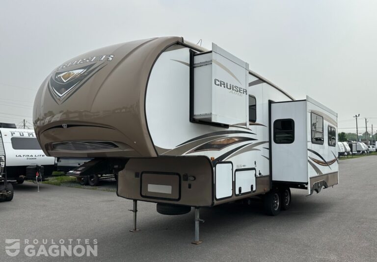 Cruiser 27RL 2015 (1)