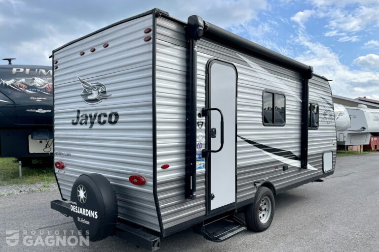 jay-flight-195-rb-2021-doccasion-2-4_2025-09-06-181121_snhl