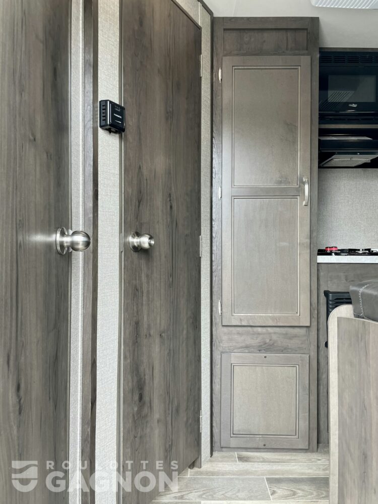 jay-flight-195-rb-2021-doccasion-2-5_2025-08-22-200212_toqj