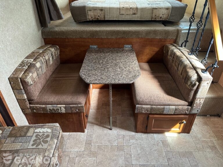 Layton 213 2011 (11)