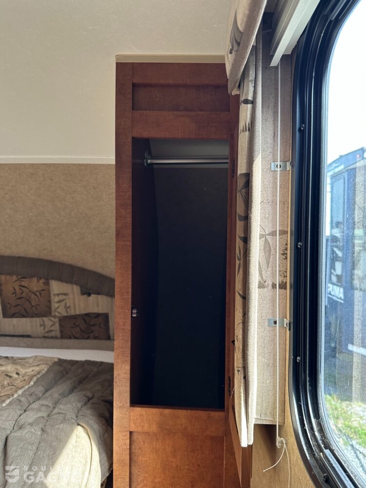 Layton 213 2011 (17)