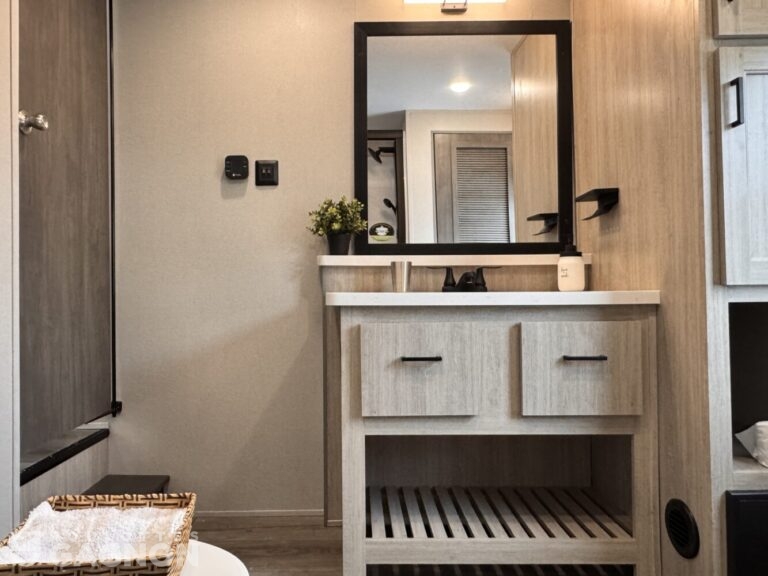 Aurora 42Condo 2026 (15)