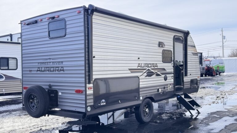 Aurora 18BHSX 2026 (25)