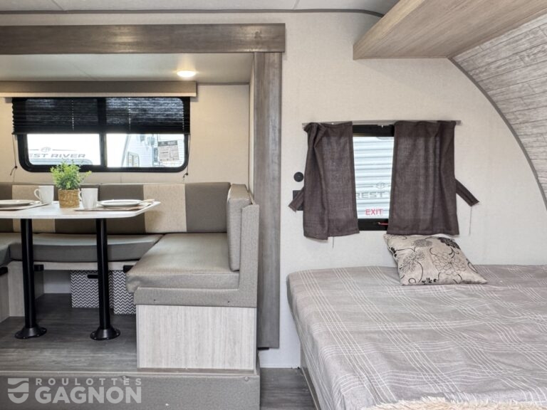 Aurora 18BHSX 2026 (29)