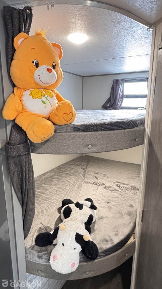 Aurora 18BHSX 2026 (34)