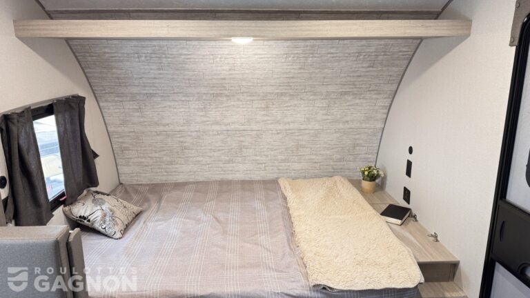 Aurora 18BHSX 2026 (40)